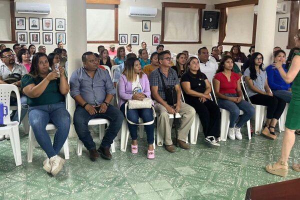CAPACITACIÓN SIN LÍMITES A PERSONAL MUNICIPAL EN DERECHOS HUMANOS Y GÉNERO