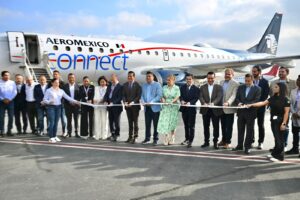 INAUGURA RICARDO GALLARDO LA NUEVA RUTA AÉREA SAN LUIS POTOSÍ – ATLANTA