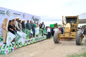 CON OBRAS Y ACCIONES LLEVA RICARDO GALLARDO APOYO SIN LÍMITES