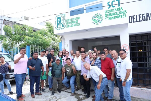TRANSPORTISTAS SE SUMAN A LABORES SOLIDARIAS EN TAMAZUNCHALE