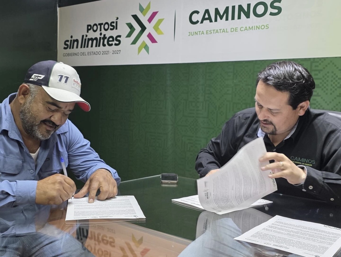 ESTADO FORTALECE CONECTIVIDAD CARRETERA EN RAYÓN