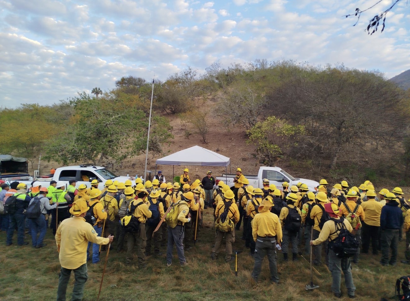 ESTADO AVANZA EN CONTROL DE INCENDIO EN CIUDAD DEL MAÍZ