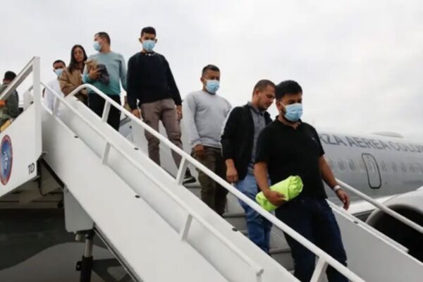 GOBIERNO ESTATAL REFUERZA APOYO A POTOSINOS QUE REGRESAN DE ESTADOS UNIDOS