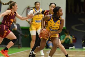 Santas del Potosí caen ante el Calor de Cancún