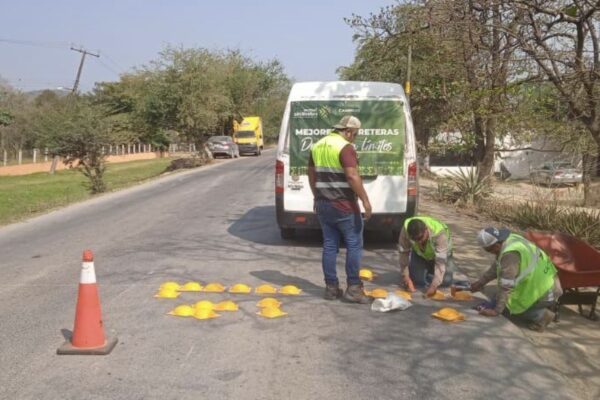 GOBIERNO ESTATAL MEJORA 289 KILÓMETROS DE CAMINOS EN MARZO