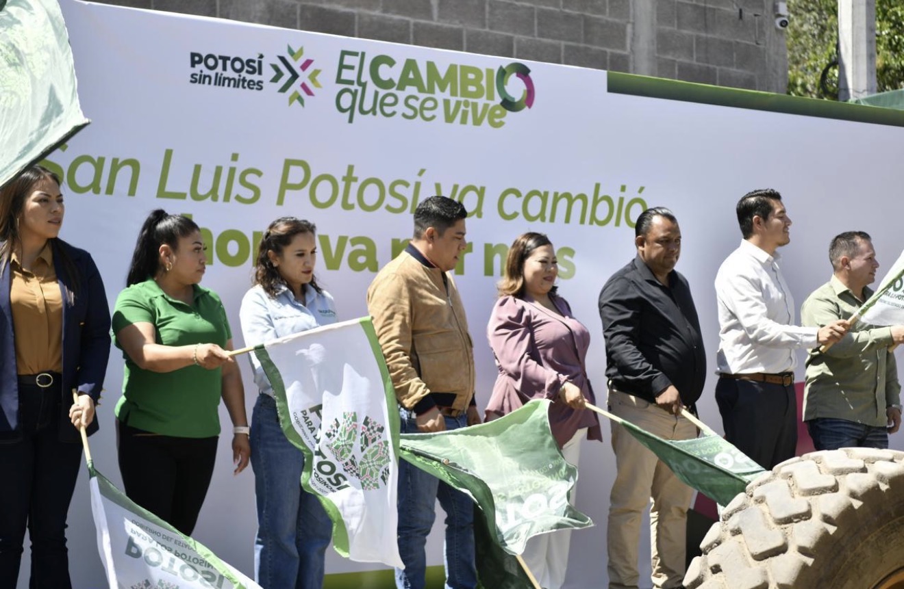 RICARDO GALLARDO ARRANCA PAVIMENTACIÓN TOTAL DE CALLES EN COLONIA LOS LIMONES