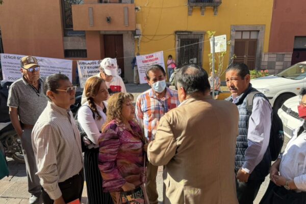 ESTADO MANTIENE DIÁLOGO PERMANENTE CON JUBILADOS