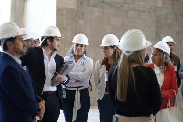 SAN LUIS FORTALECE SALUD Y ECONOMÍA CON PROYECTOS DE ALTA ESPECIALIDAD