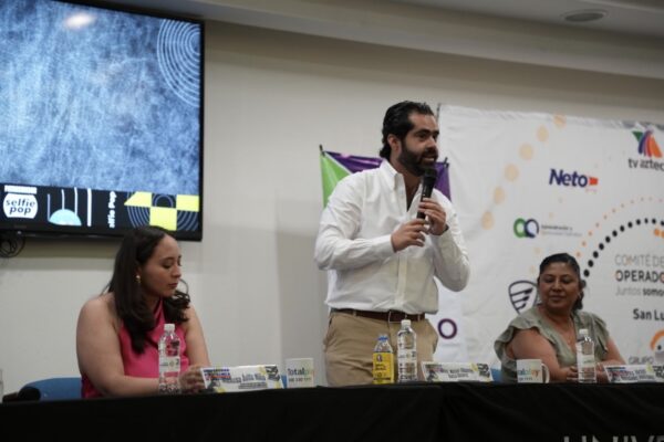 UNIVERSIDAD POLITÉCNICA IMPULSA FORO DE MERCADOTECNIA INTERNACIONAL