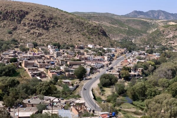 GOBIERNO ESTATAL FORTALECERÁ ABASTO DE AGUA Y SANEAMIENTO EN ESCALERILLAS