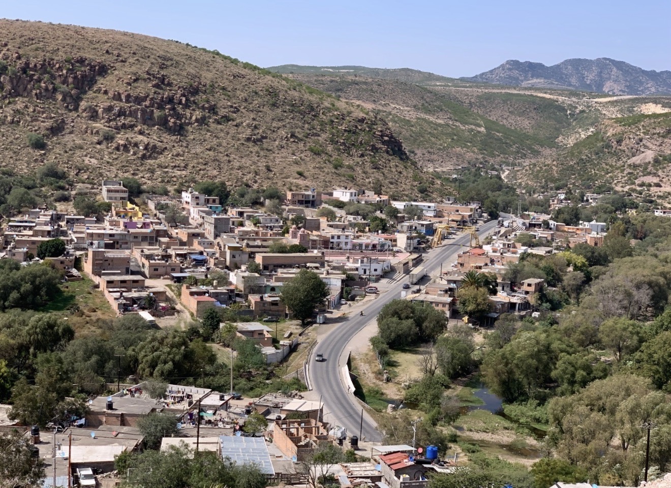 GOBIERNO ESTATAL FORTALECERÁ ABASTO DE AGUA Y SANEAMIENTO EN ESCALERILLAS