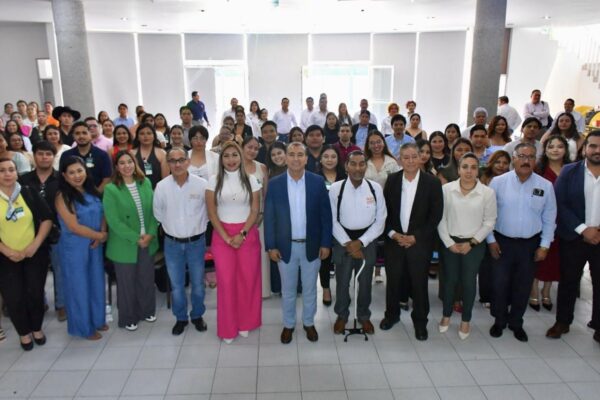 GOBIERNO ESTATAL MARCA UN HITO HISTÓRICO EN ENTREGA DE PLAZAS DE TELESECUNDARIA
