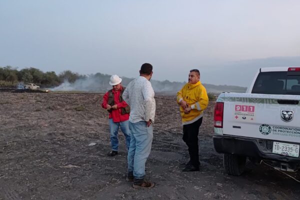 GOBIERNO ESTATAL RESPONDE Y CONTROLA INCENDIO EN TAMUÍN