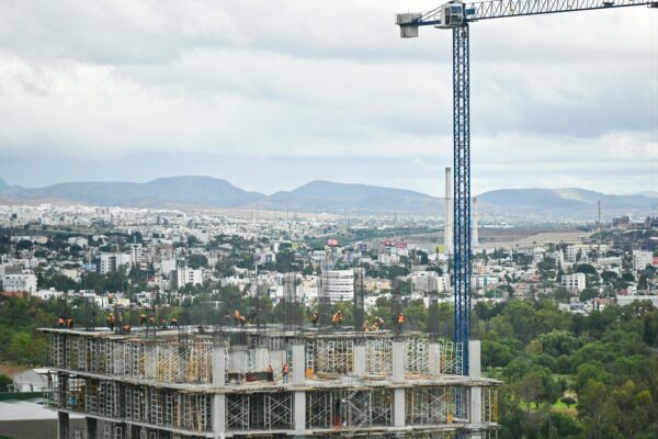 INDUSTRIA DE CONSTRUCCIÓN AVANZA EN SAN LUIS POTOSÍ