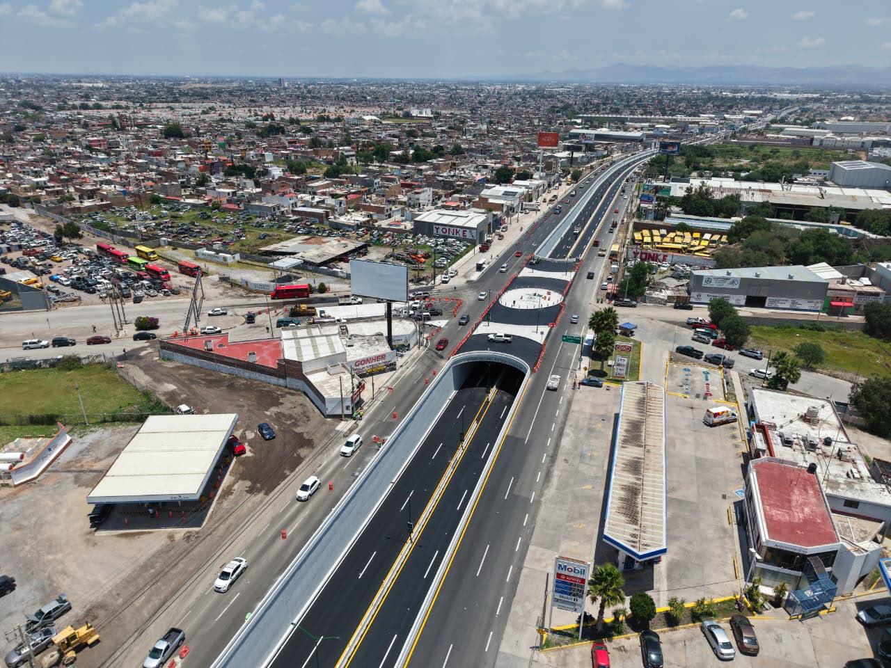 RICARDO GALLARDO INAUGURA EN TIEMPO RÉCORD EL NUEVO PASO A DESNIVEL DE CIRCUITO POTOSÍ