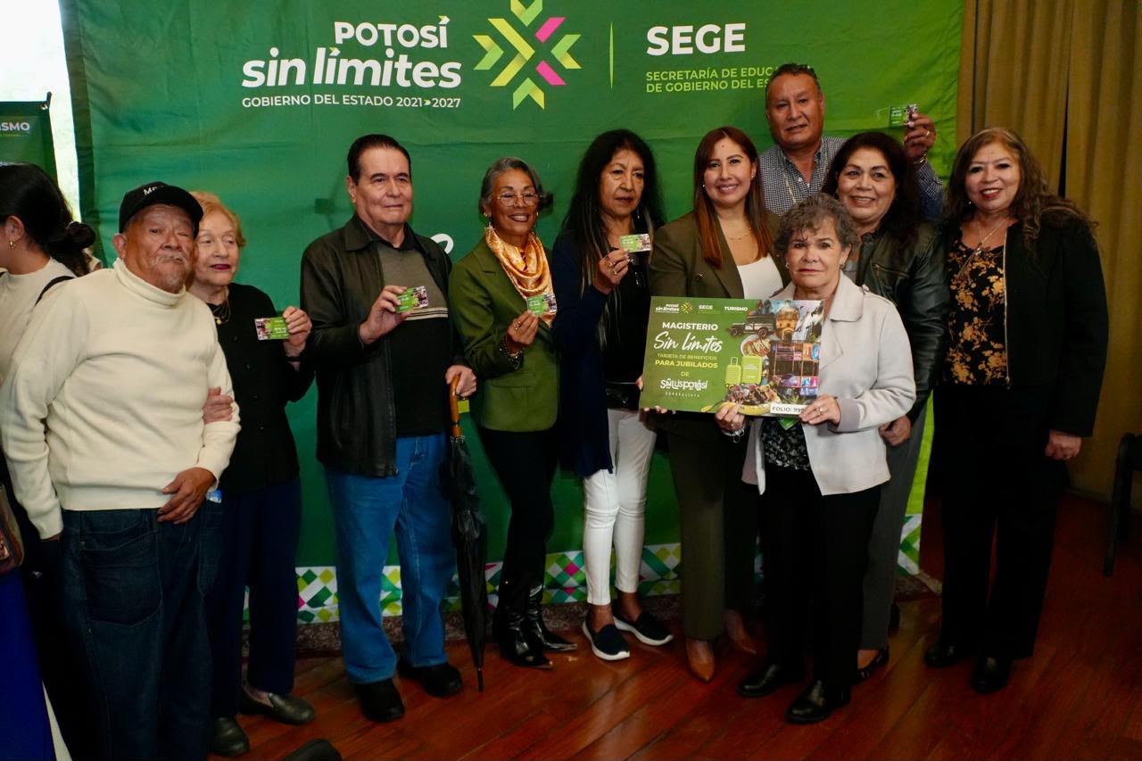 EL GOBERNADOR RICARDO GALLARDO ACERCA NUEVOS BENEFICIOS TURÍSTICOS A JUBILADOS DEL MAGISTERIO POTOSINO