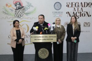 GALINDO DEBE ACLARAR EN QUÉ SE GASTA EL DINERO DE LOS POTOSINOS